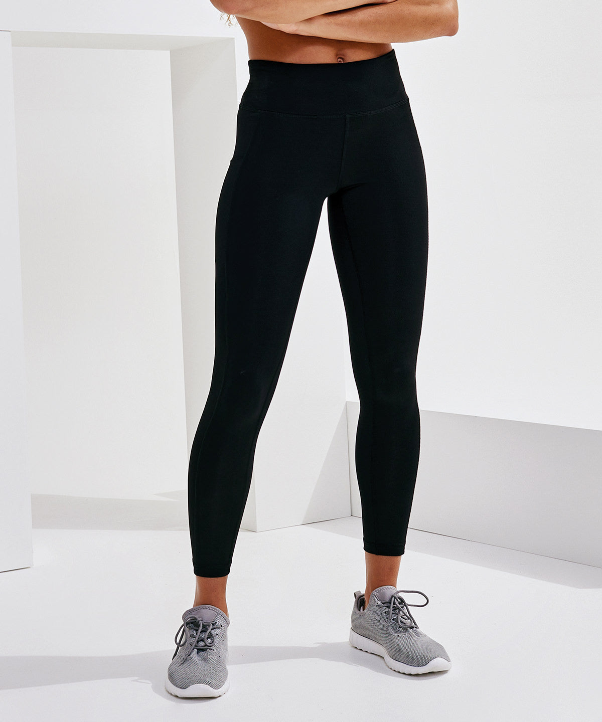 Black - Women’s TriDri® performance leggings with pockets