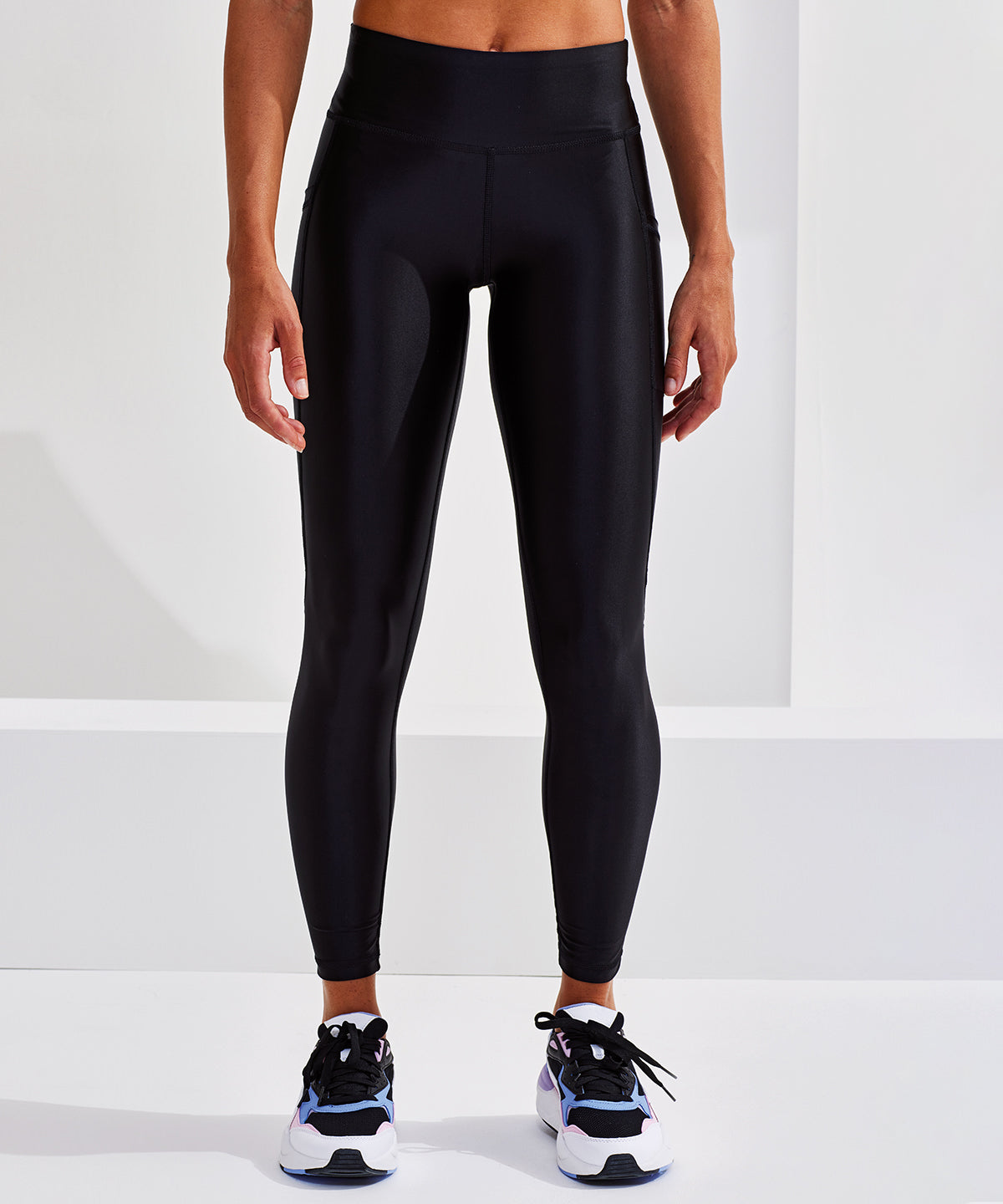 Black - Women's TriDri® high-shine leggings